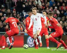 米兰体育官网关于多特蒙德后卫神勇救险,助球队成功保级,个人为了比较看到.的信息