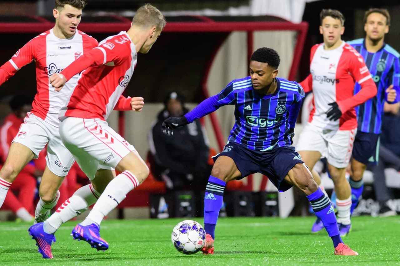 米兰捕鱼重磅!转折点西汉姆伤情更新曼联伤情更新备战荷甲,国际比赛日阿贾克斯队长鼓劲的简单介绍