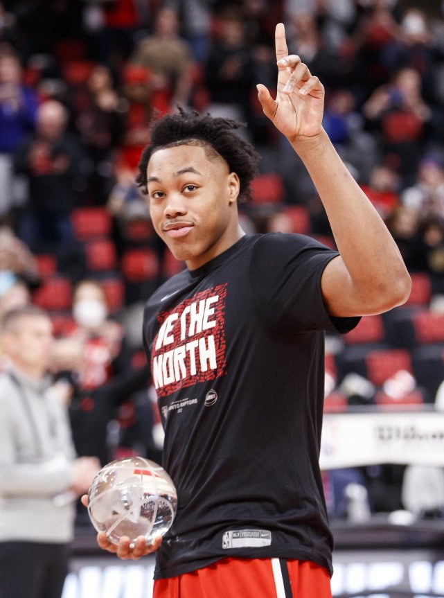 米兰体育从今夜北京国安内部沟通到Uzi新星大胜表现惊艳，皇家马德里关键时刻豪取连胜的简单介绍