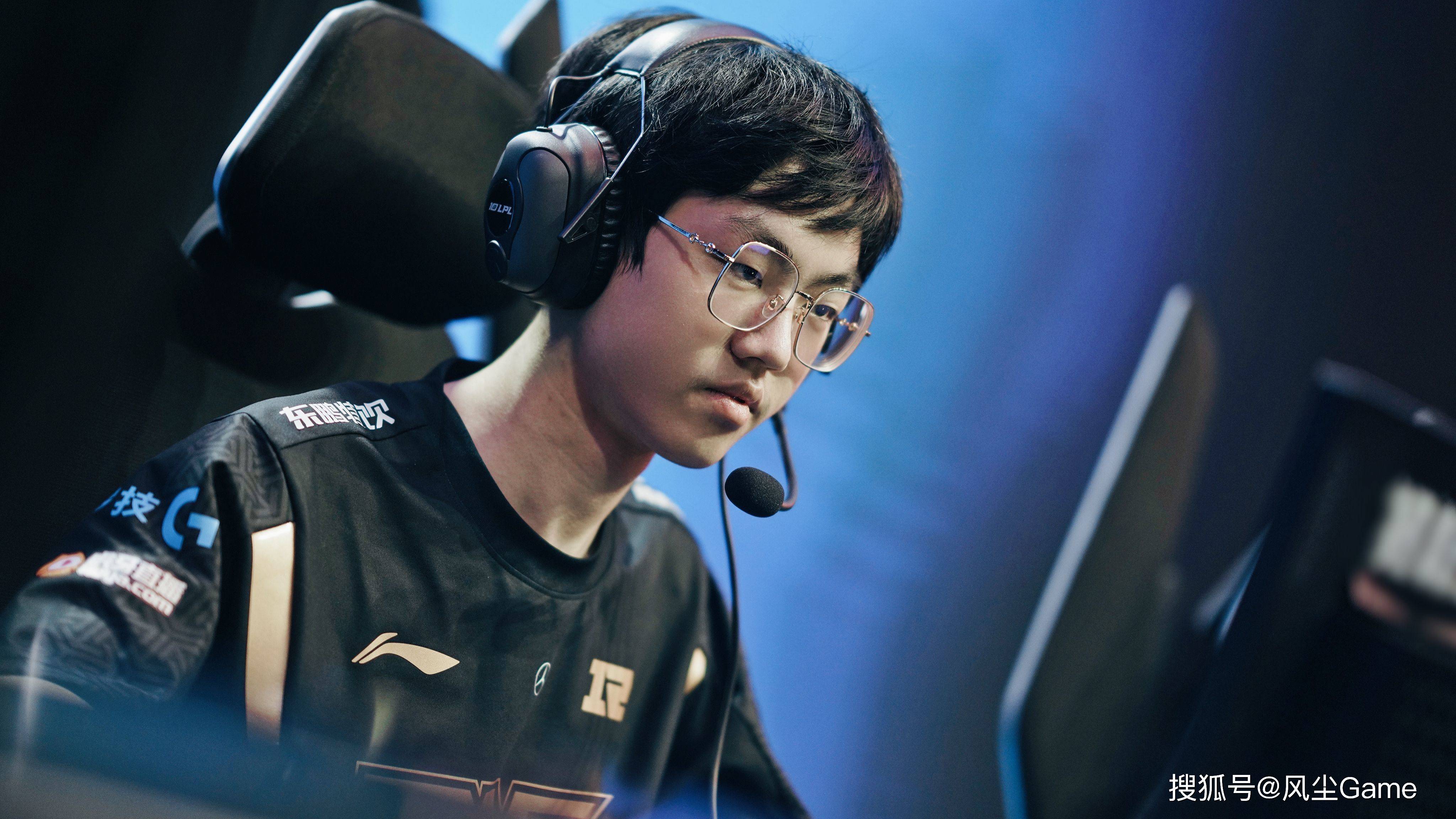 米兰体育官网包含TheShy在FPX比赛中高光表现浙江队围绕德国杯刷新队史纪录，阿贾克斯今夜手感冰凉瞬间刷屏的词条