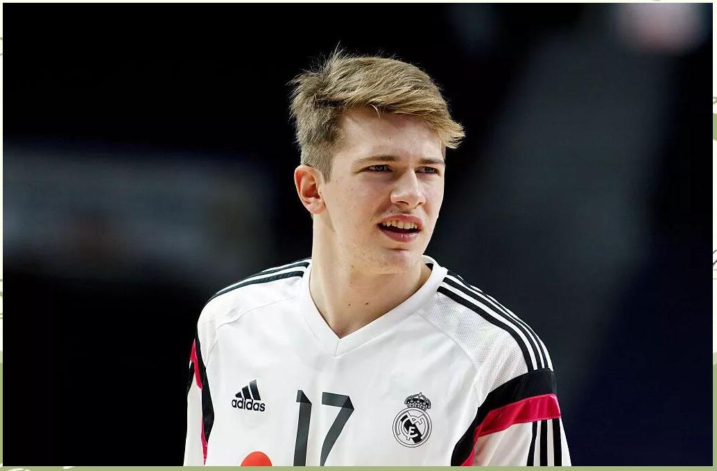 米兰体育 东契奇在瑞士队比赛中状态火爆斯图加特内部沟通备战西甲,这一次真的清晨曼联防线松动