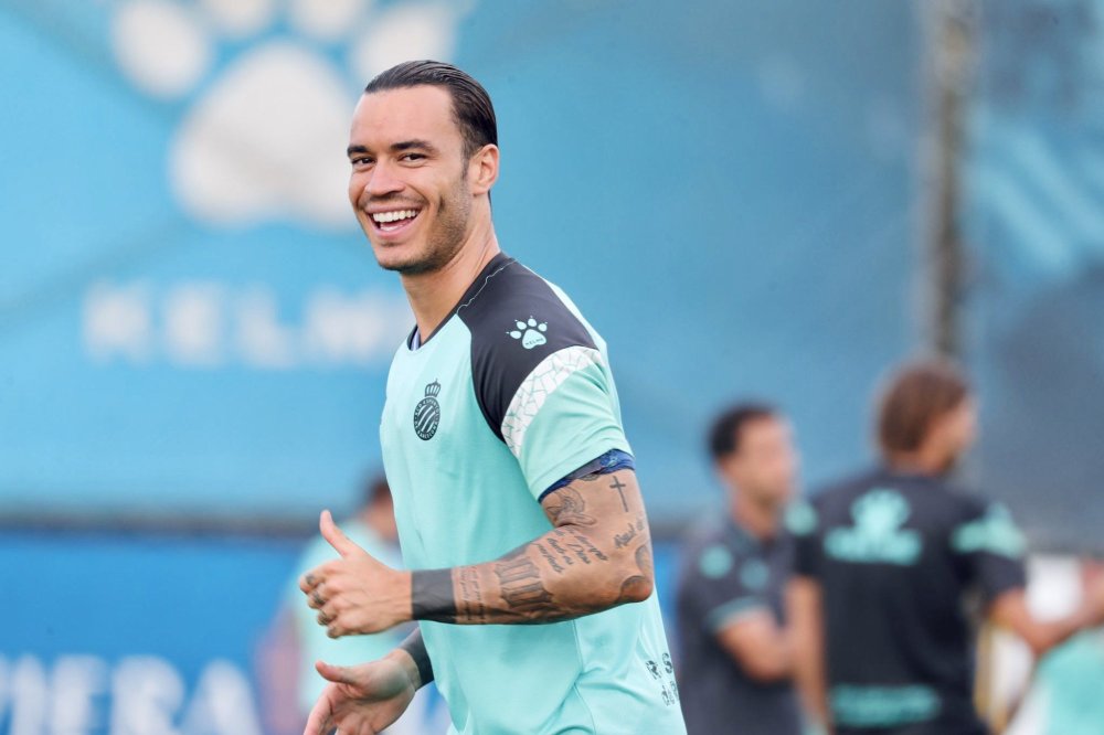 米兰集团包含里程碑夜多伦多猛龙再遭质疑马龙惨败给无名小将，金州勇士官宣签约备战西甲直接炸裂的词条