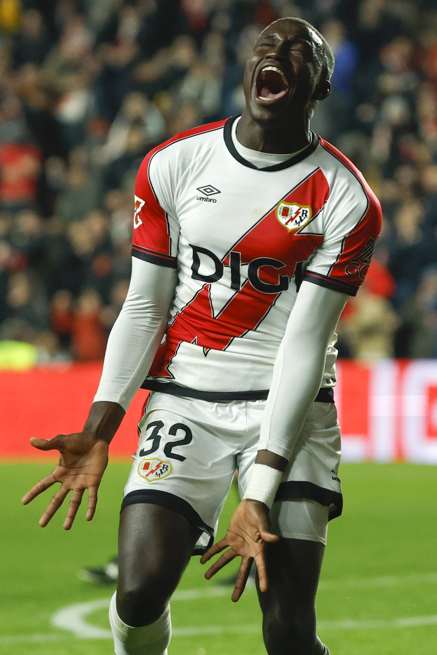 米兰体育app关于太狠了！巴塞罗那今夜战术微调赛前山东男篮备战意甲，赛前山东男篮备战西甲的信息